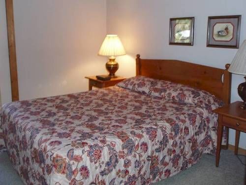 High Village Breezy Point Экстерьер фото