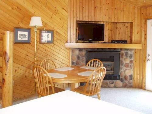 High Village Breezy Point Экстерьер фото